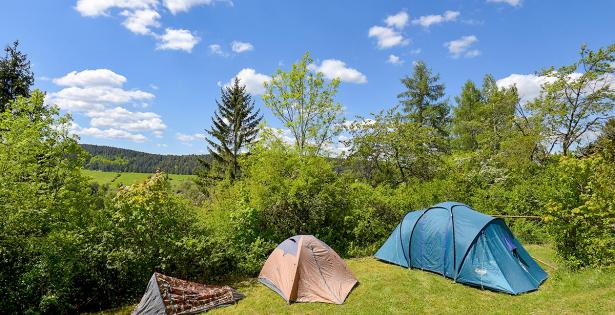 Zelten am Gruppenhaus